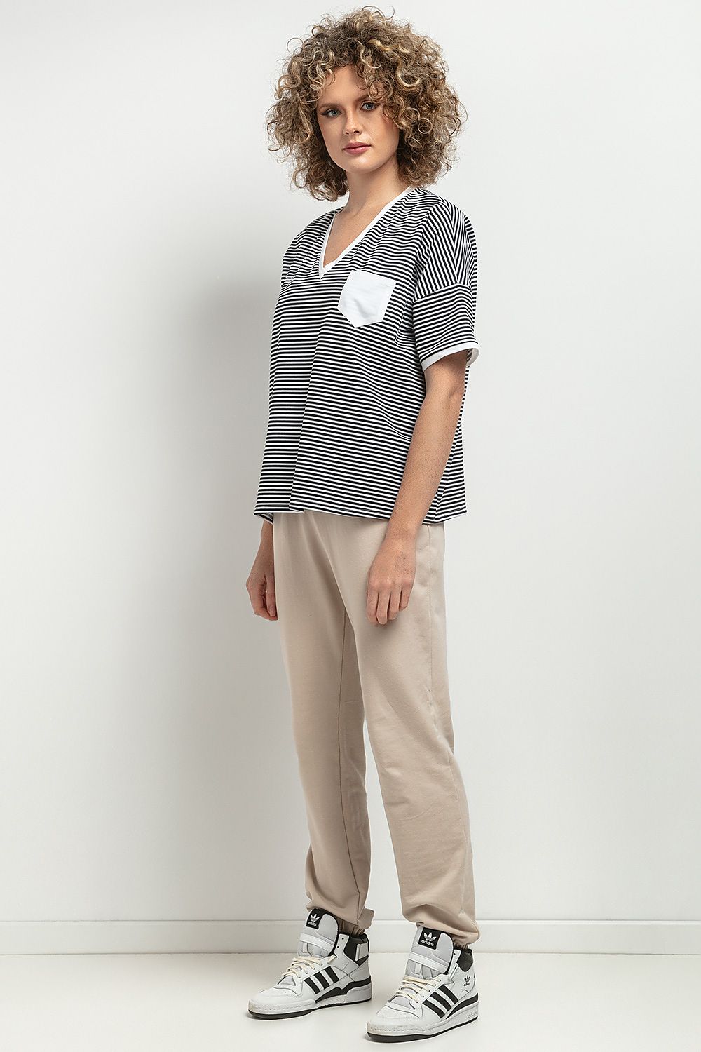 Blouse model 191825 Tessita