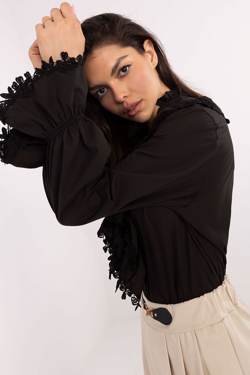 Long sleeve shirt model 206622 Lakerta