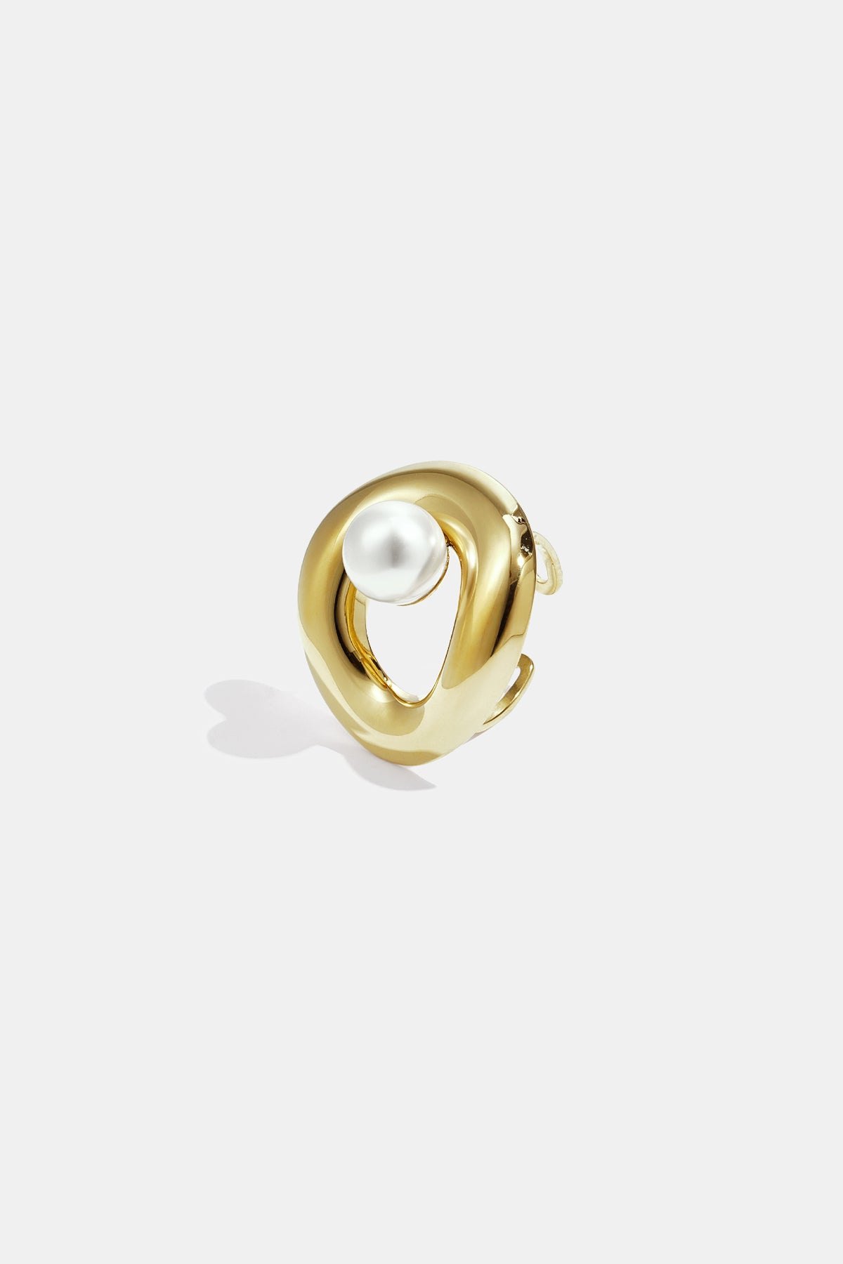 Gold-plated stainless steel ring with a pearl accent and an open circle design.