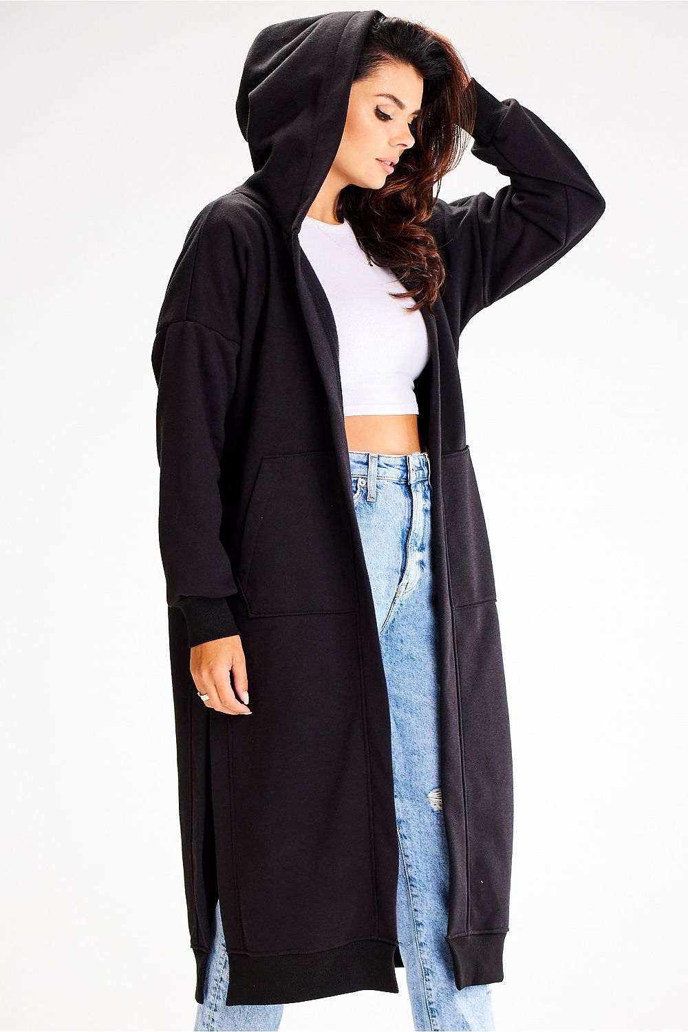  Sweatshirt model 187127 awama 
